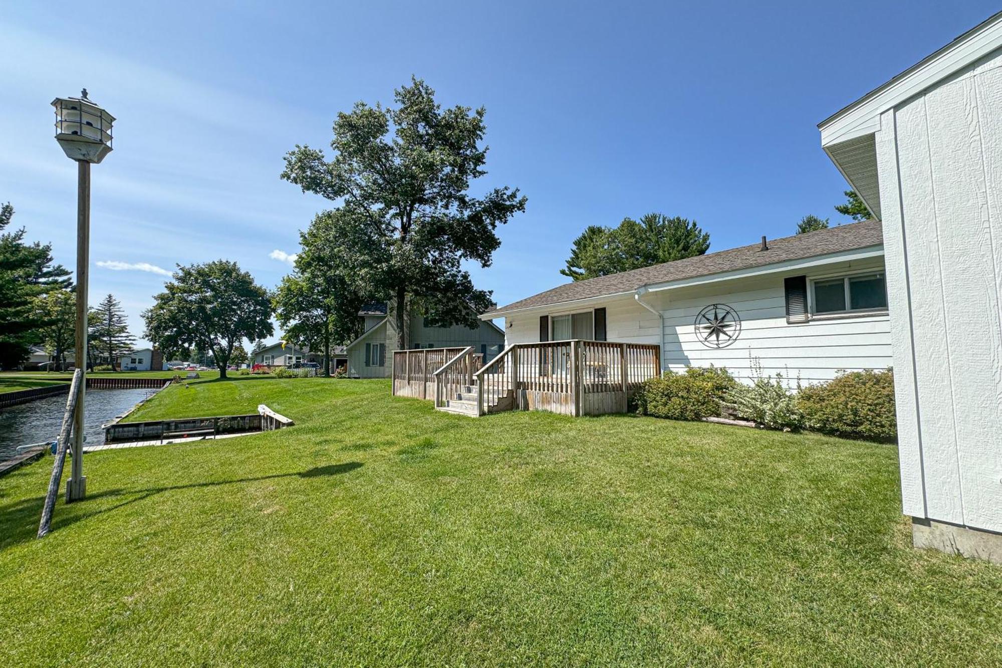 Burt Lake Lookout Villa Indian River Luaran gambar